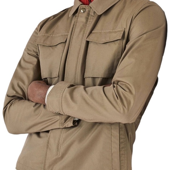 Massimo Dutti Technical
Field Safari Jacket Military with Removable Vest Liner - Picture 2 of 16